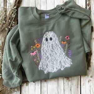 Size Medium Military Green Floral Ghost Embroidered Sweatshirt
